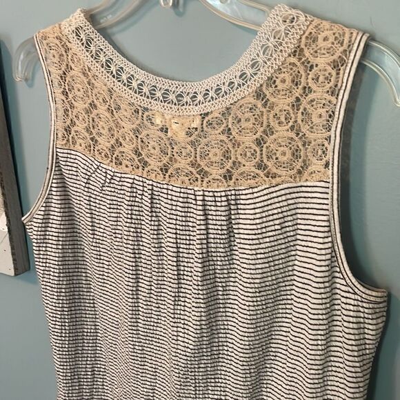 Mauve Lace Sleeveless Top - Small - Excellent Condition - Picture 12 of 14